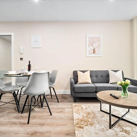 New Luxury Two Bedroom Apartment - City Centre - Netflix - Wifi - Top Rated - Jq 8Ah Birmingham Esterno foto