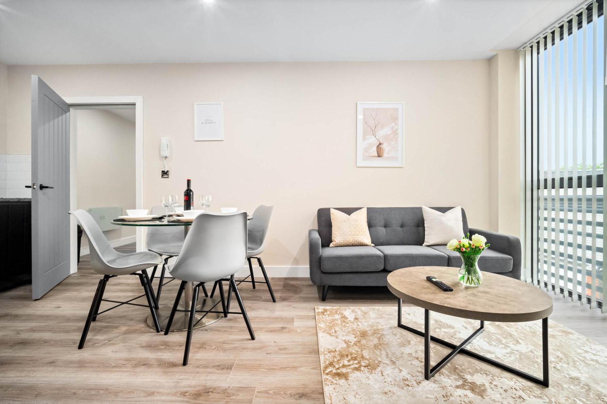 New Luxury Two Bedroom Apartment - City Centre - Netflix - Wifi - Top Rated - Jq 8Ah Birmingham Esterno foto
