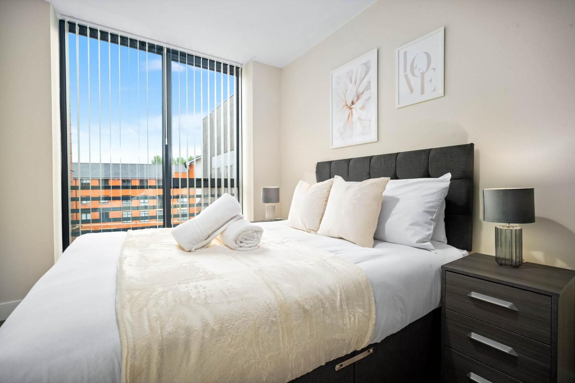 New Luxury Two Bedroom Apartment - City Centre - Netflix - Wifi - Top Rated - Jq 8Ah Birmingham Esterno foto