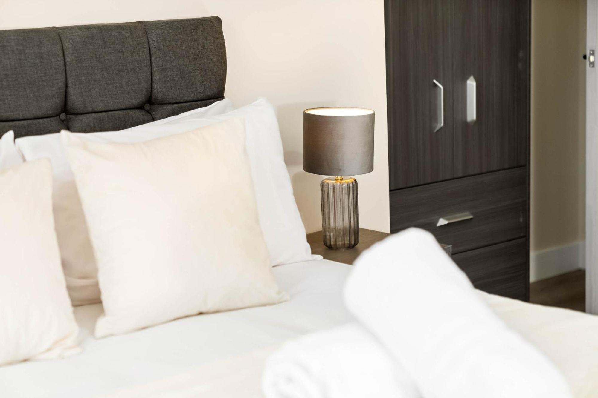 New Luxury Two Bedroom Apartment - City Centre - Netflix - Wifi - Top Rated - Jq 8Ah Birmingham Esterno foto